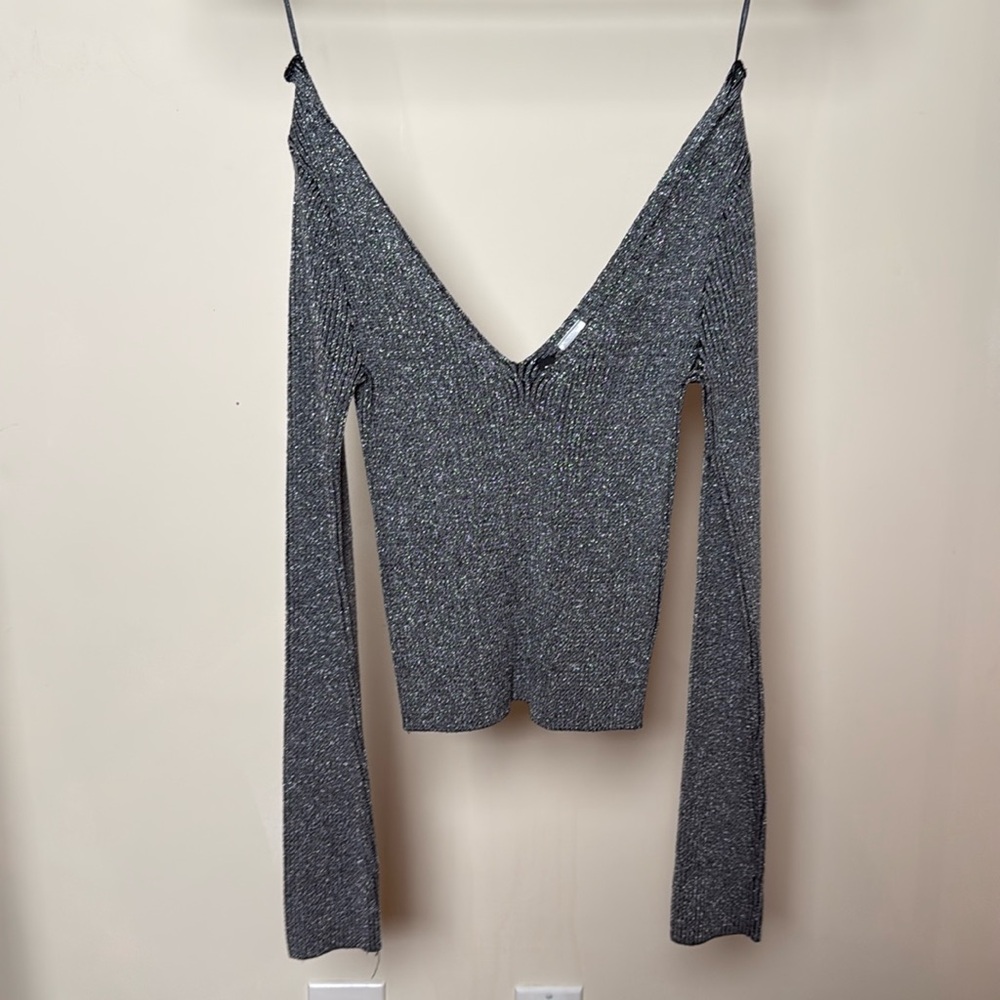 H&M Black and Grey Shiny Top 🖤🩶